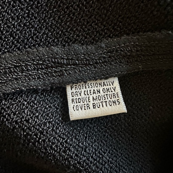 St. John Basics Vintage Caridigan Jacket/Blazer. Pre-owned. - Picture 13 of 15